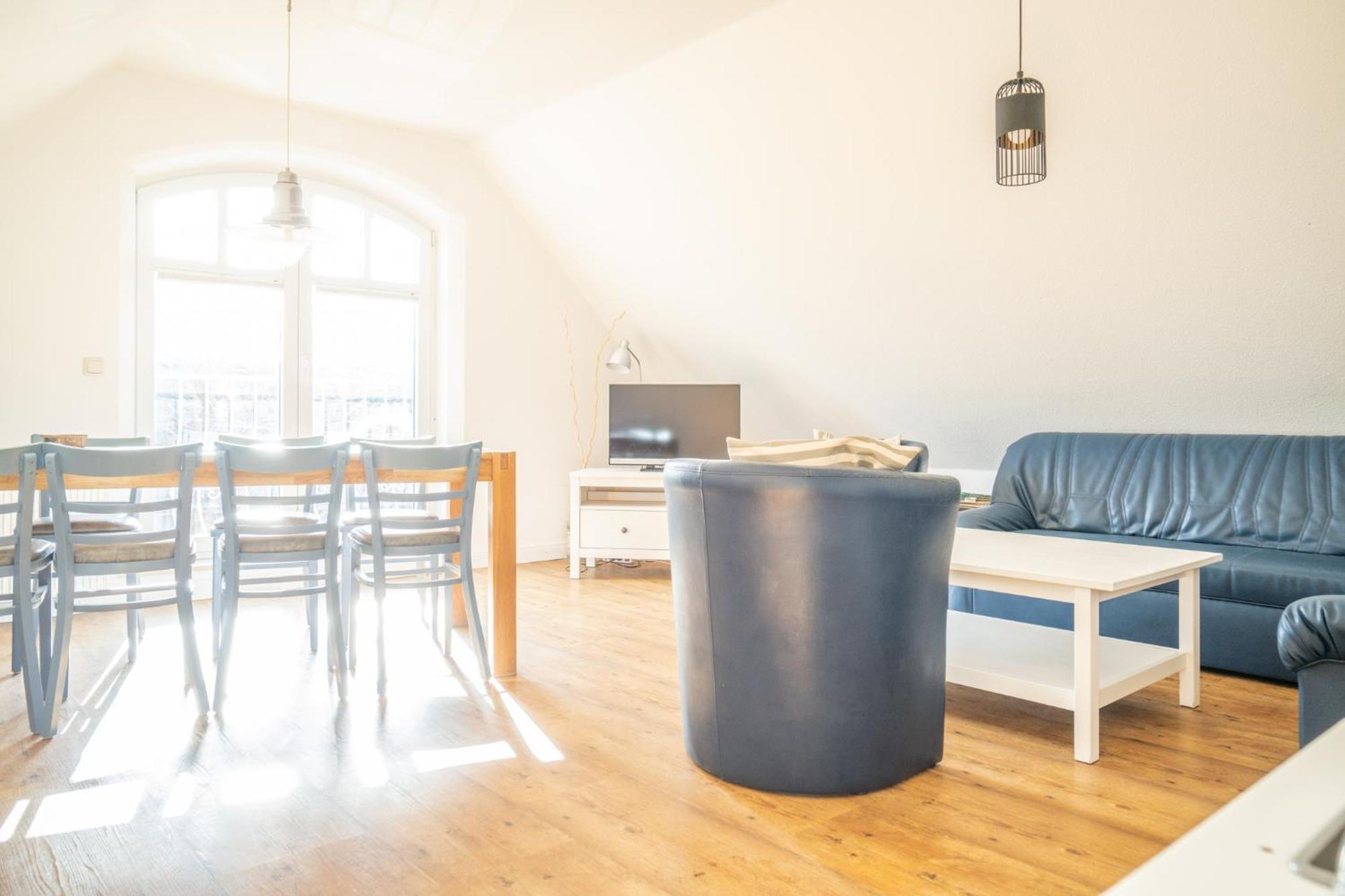 ボルンHaus Alte Baeckerei - Boddenblickアパートメント エクステリア 写真